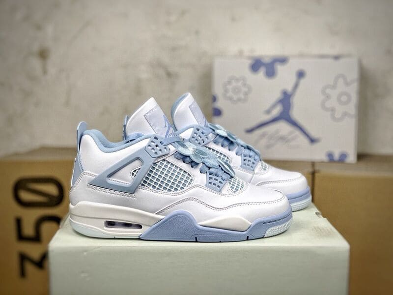 Air Jordan 4 Forget Me Not