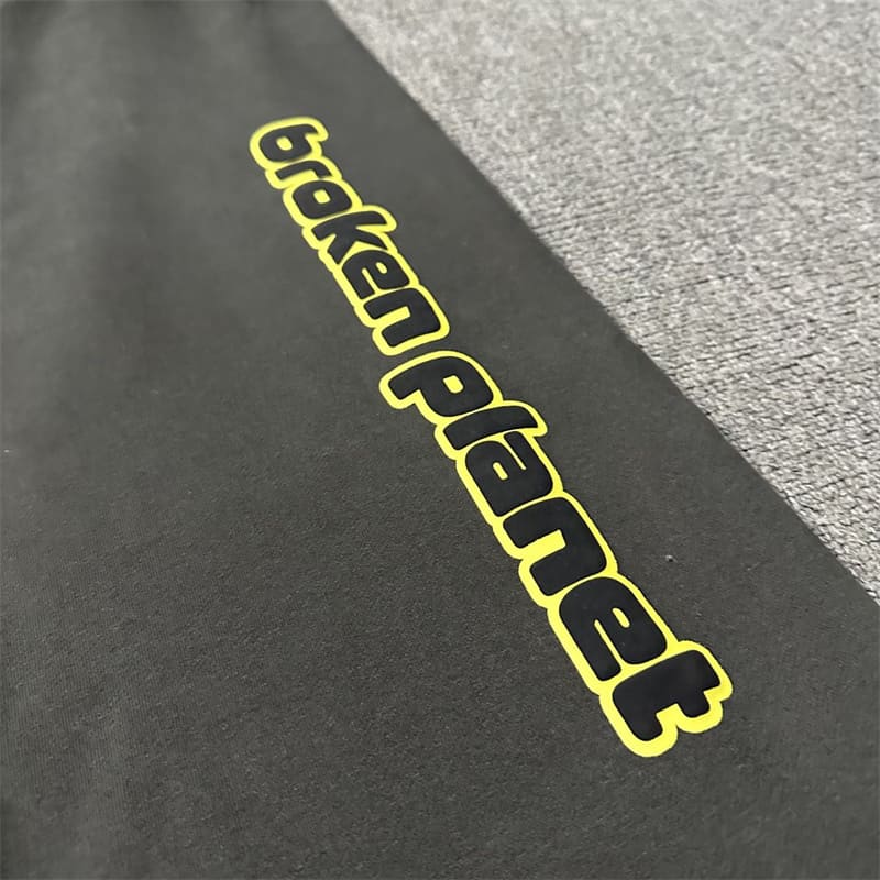 Calça Broken Planet '333' Black