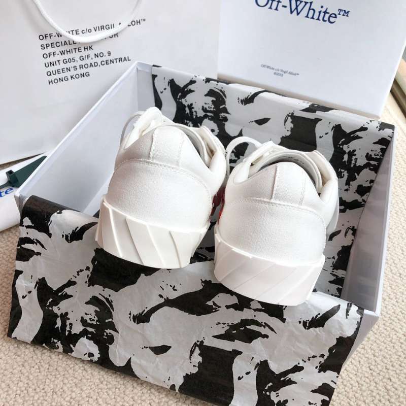 Tênis Off-White Vulcanized Low Canvas White