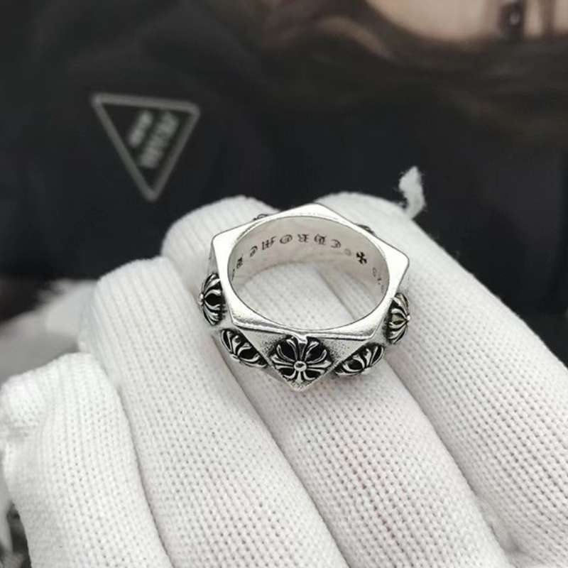 Anel Chrome Hearts Pentagon Plus Cross