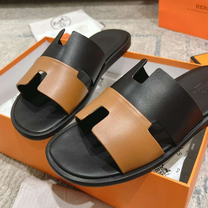 Sandália Hermès Izmir Sandal Black Brown