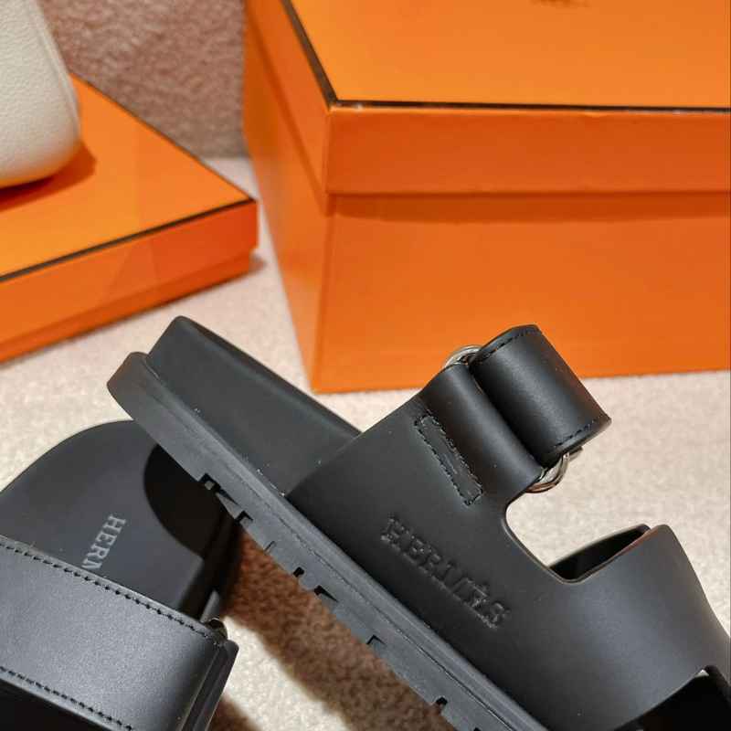 Sandália Hermès Chypre Preta