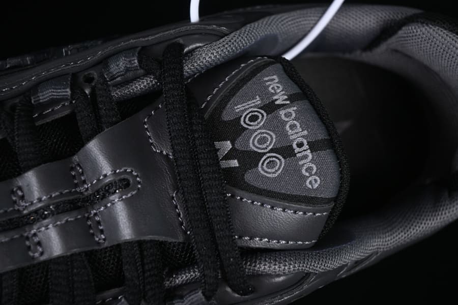 New Balance 1000 Magnet