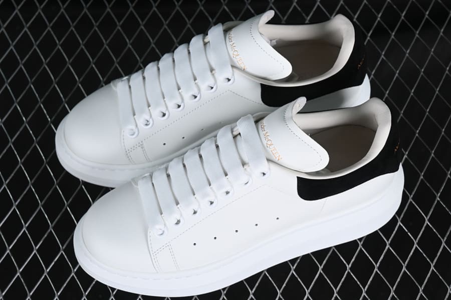 Alexander McQueen Oversized Ivory Black