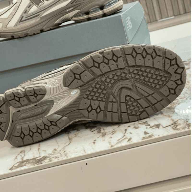 New Balance 1906R Rose Runner