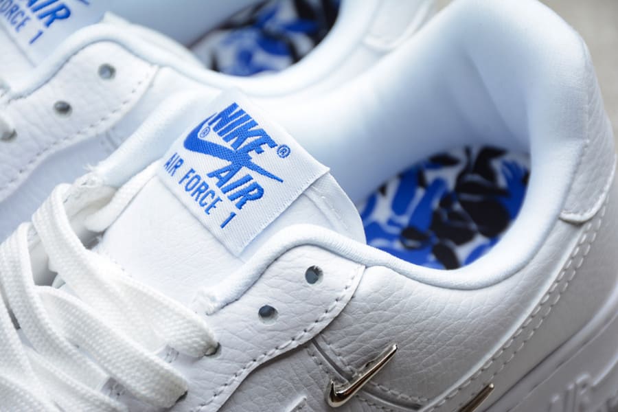 Nike Air Force 1 '07 LX Chrome Deluxe Branco