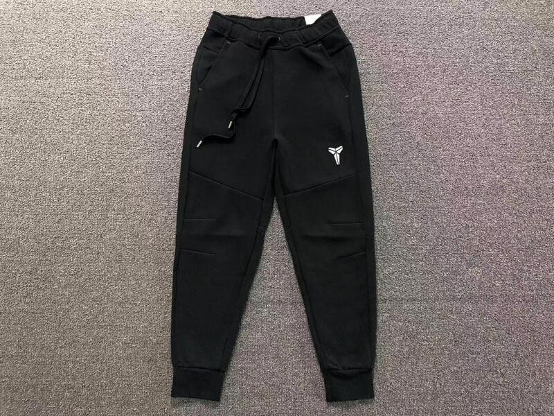 Conjunto Nike tech Fleece Kobe Bryant Preto