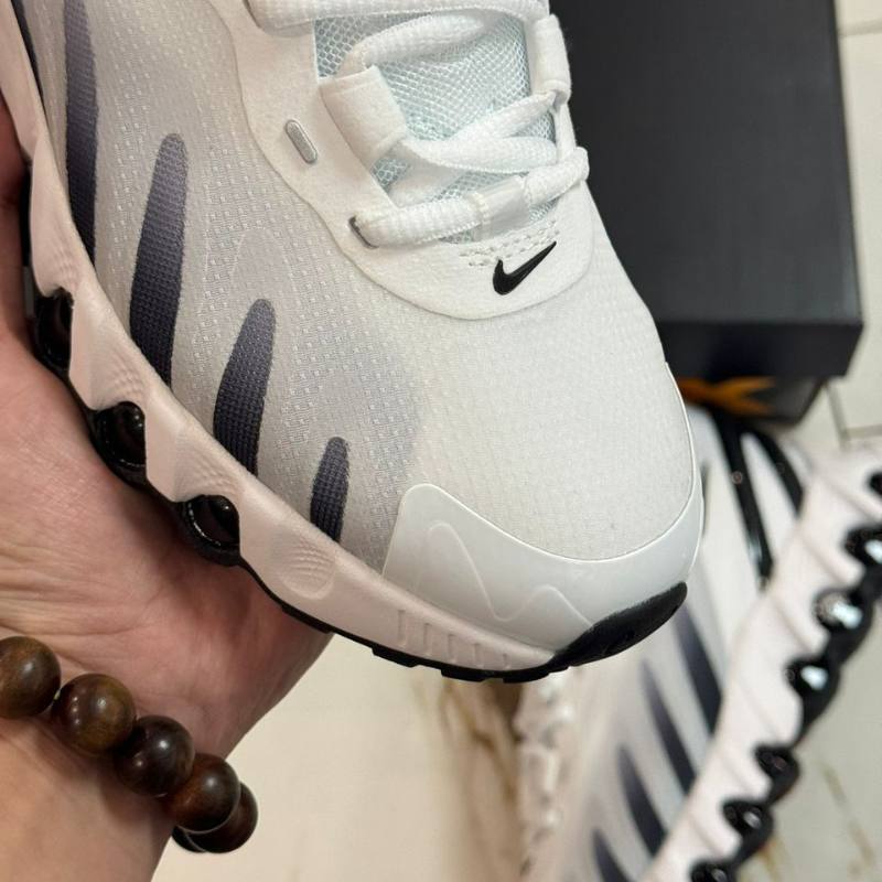 Nike Air Max Dn8 White Black