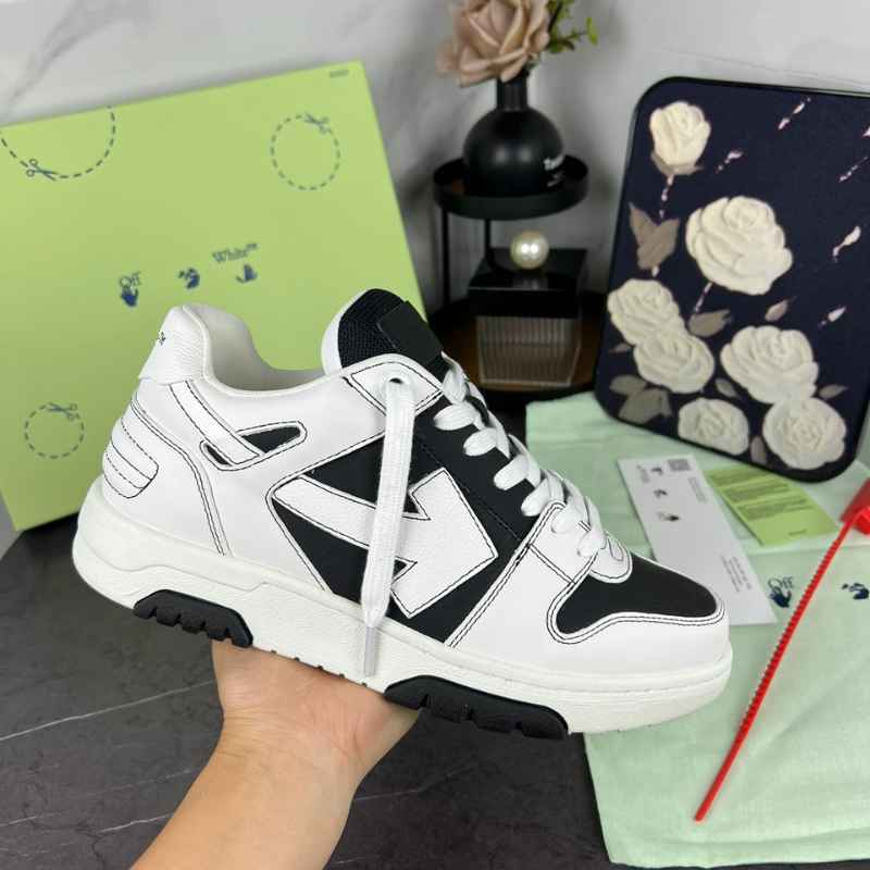 Off-White Out of Office White Black