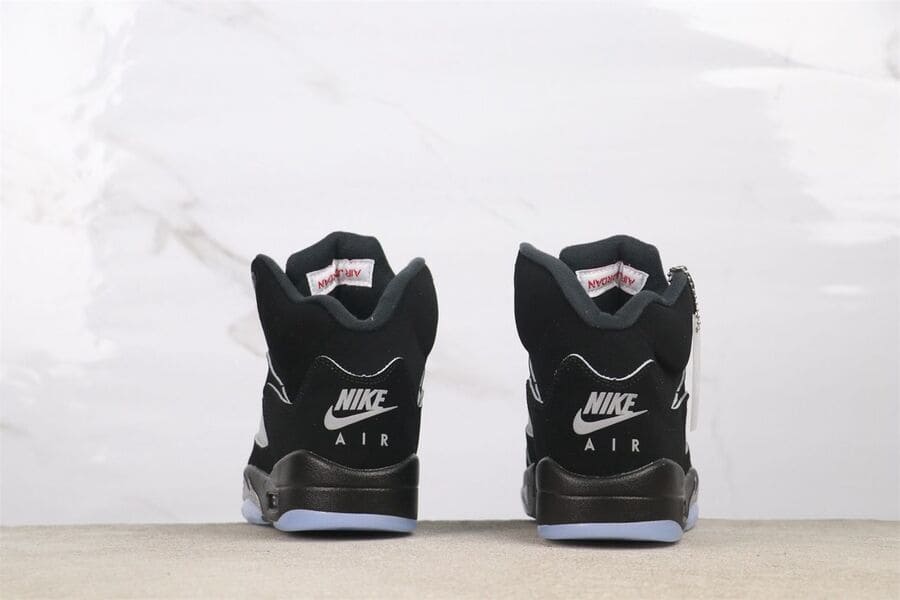 Air Jordan 5 Retro OG Black Metallic