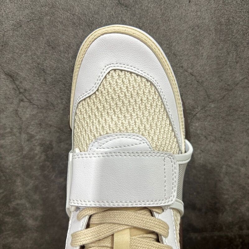 Travis Scott x Nike Zoom Field Jaxx Chocolate