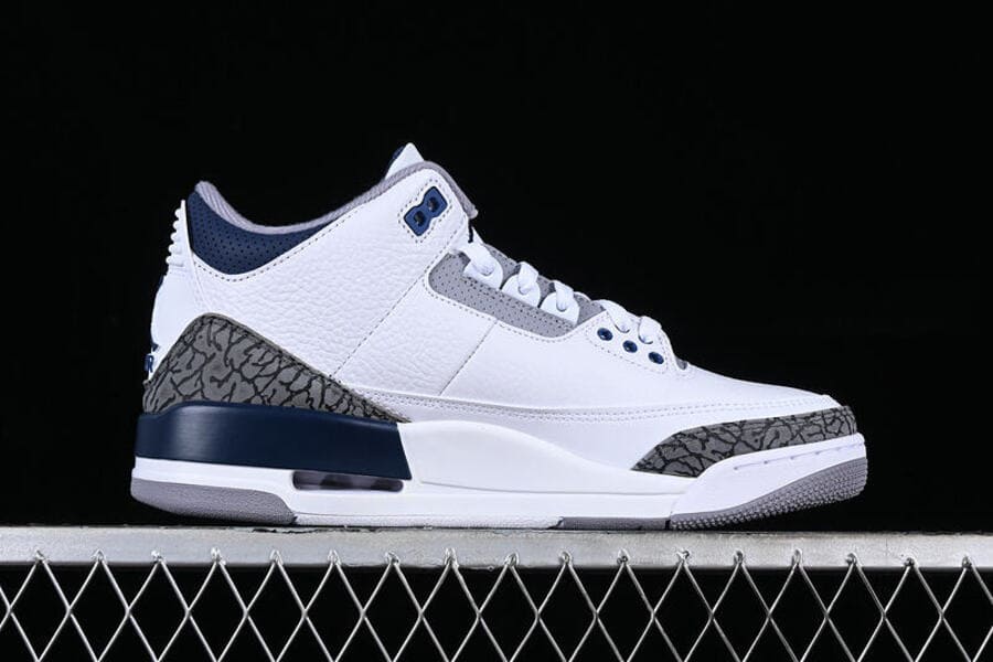 Air Jordan 3 Retro Midnight Navy