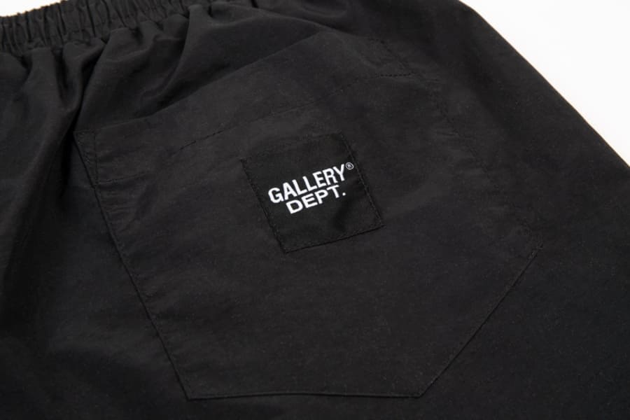 Short Gallery Dept. Logo Preto