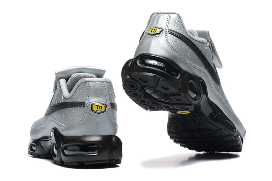 Nike Air Max Plus Tiempo Wolf Grey