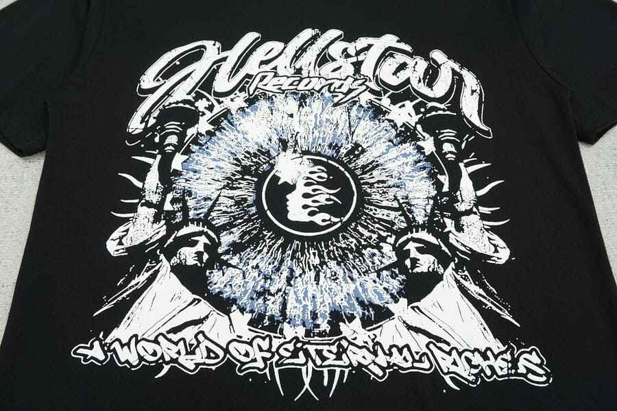 Camiseta Hellstar The World Is Yours