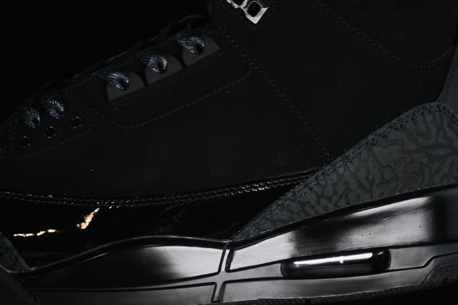 Air Jordan 3 Black Cat
