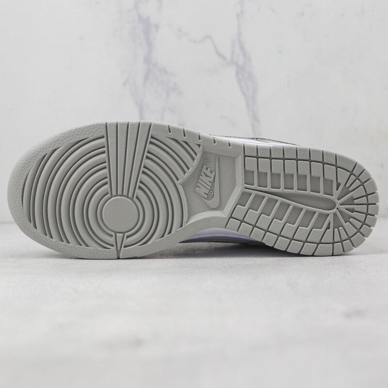 Nike Dunk Low SE Jackpot