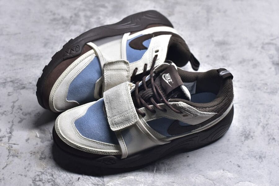 Travis Scott x Nike Zoom Field Jaxx Leche Blue