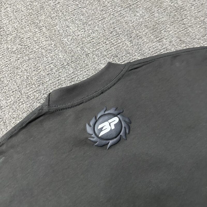 Camiseta Broken Planet Falling Stars