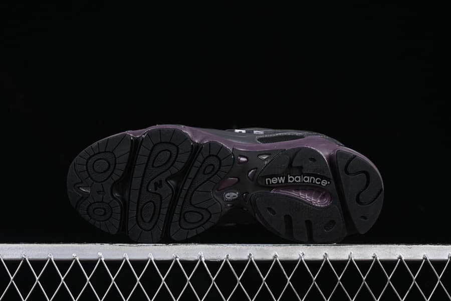 New Balance 1000 Magnet